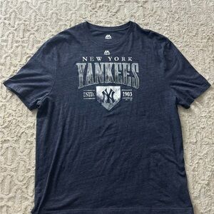 Majestic Dark Blue/Grey Yankees Graphic Tee Mens XXL
